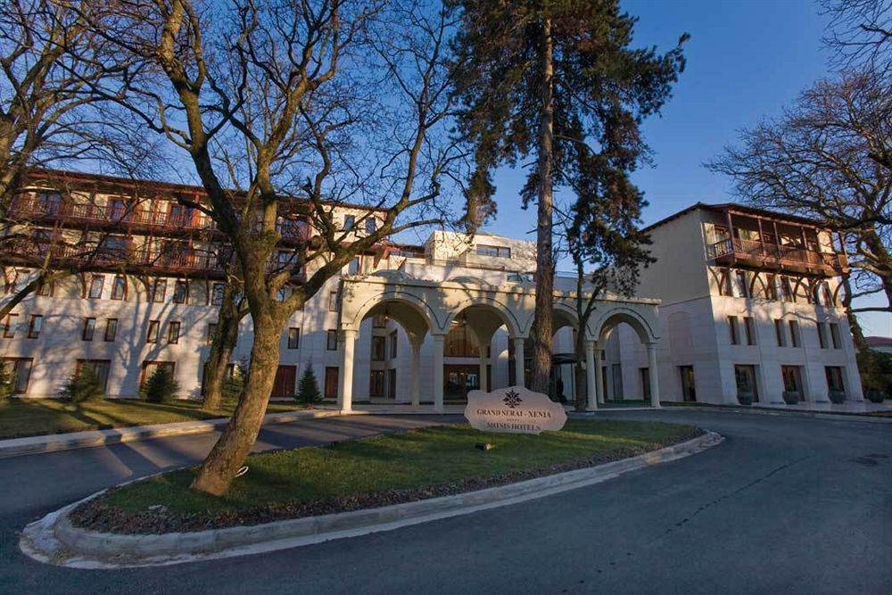 그랜드 세라이 콩그레스 앤 스파 호텔 이오아니아 외부 사진 The main entrance of the University of Novi Sad